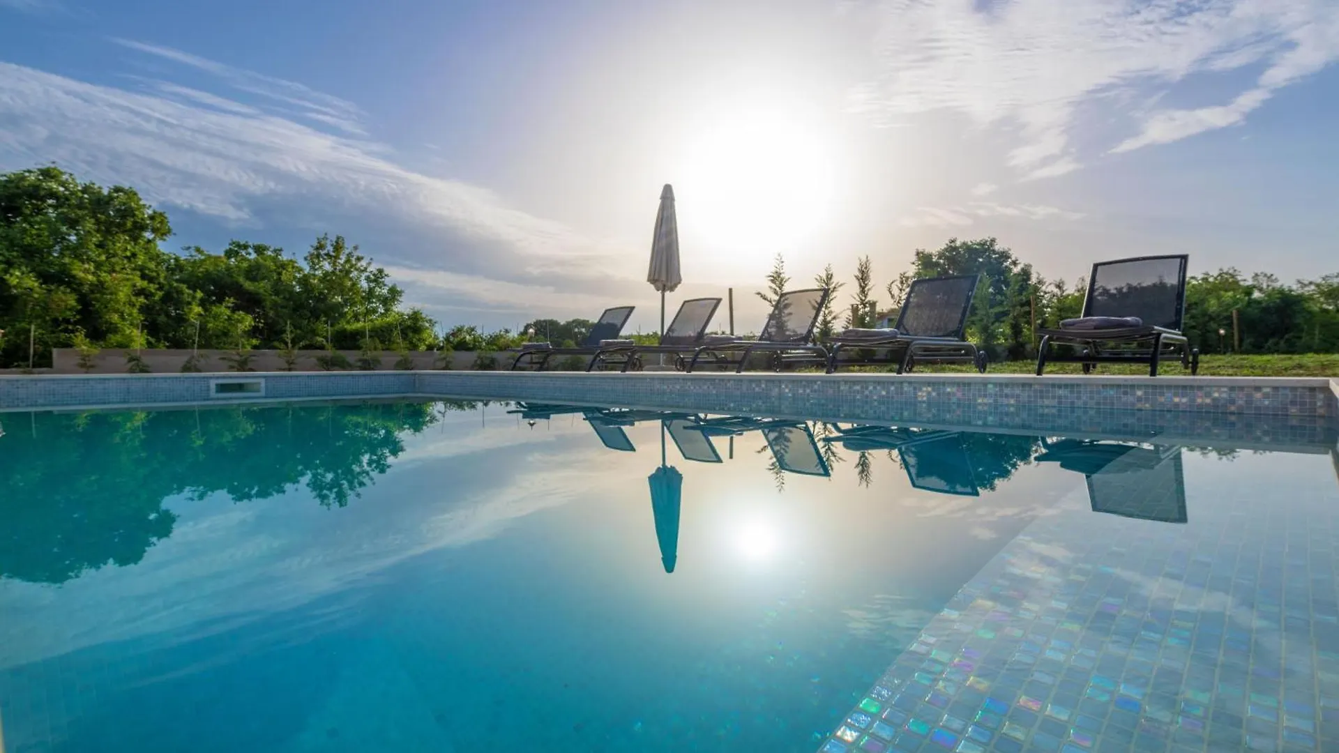 Villa Leana, A Beautiful Stone Villa In A Tranquil Location Raša 펜션