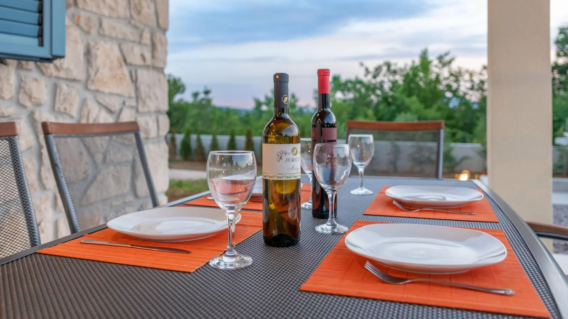 Villa Leana, A Beautiful Stone Villa In A Tranquil Location Raša 펜션